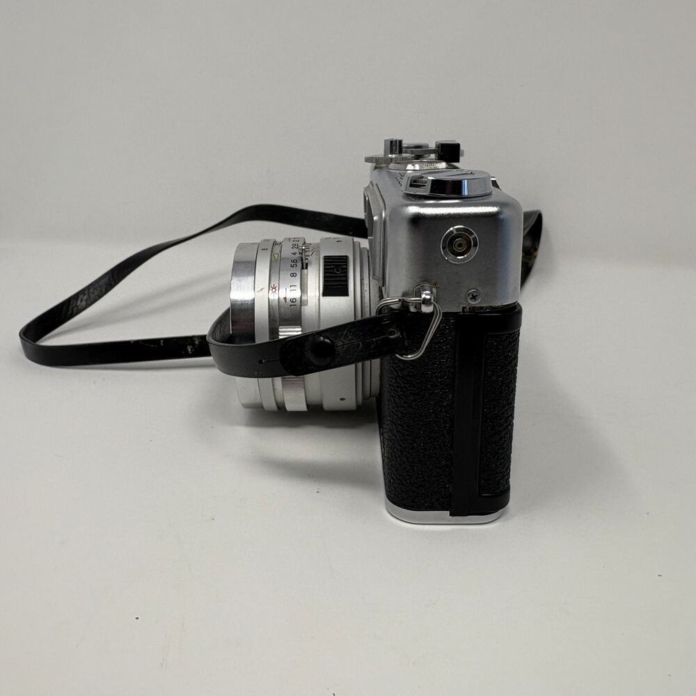 Yashica Electro 35 GSN 35mm Rangefinder w/45mm f1.7 Lens w/ Strap PARTS /REPAIR - Picture 9 of 12